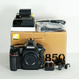 Nikon D850