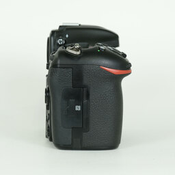 Nikon D500