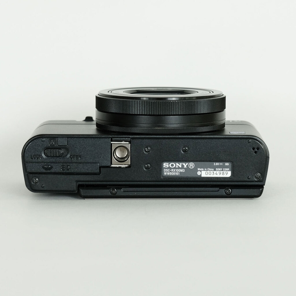 SONY Cyber-shot DSC-RX100M3