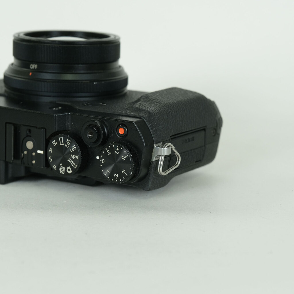 FUJIFILM X30 ブラック