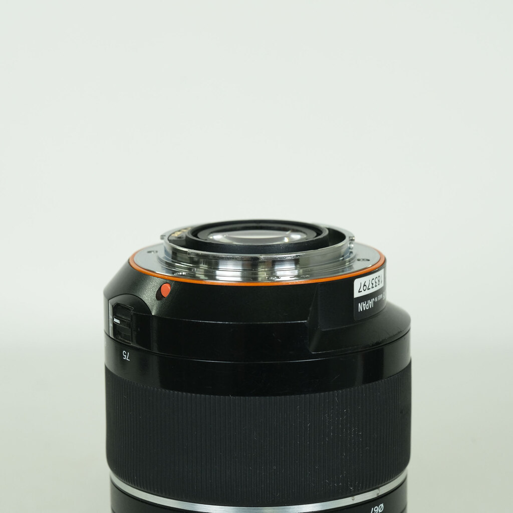 SONY 28-75mm F2.8 SAM SAL2875