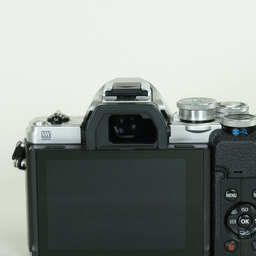 OLYMPUS OM-D E-M10 Mark IV