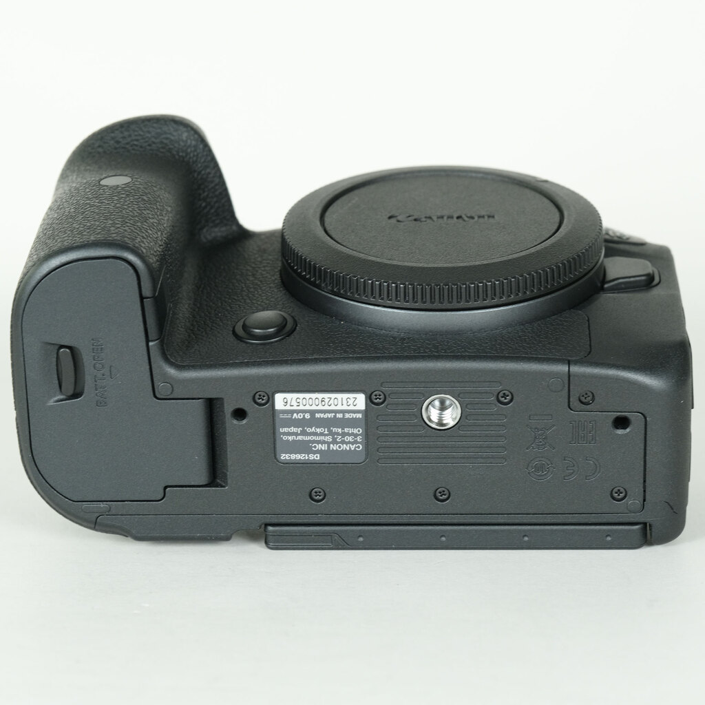 Canon EOS R6