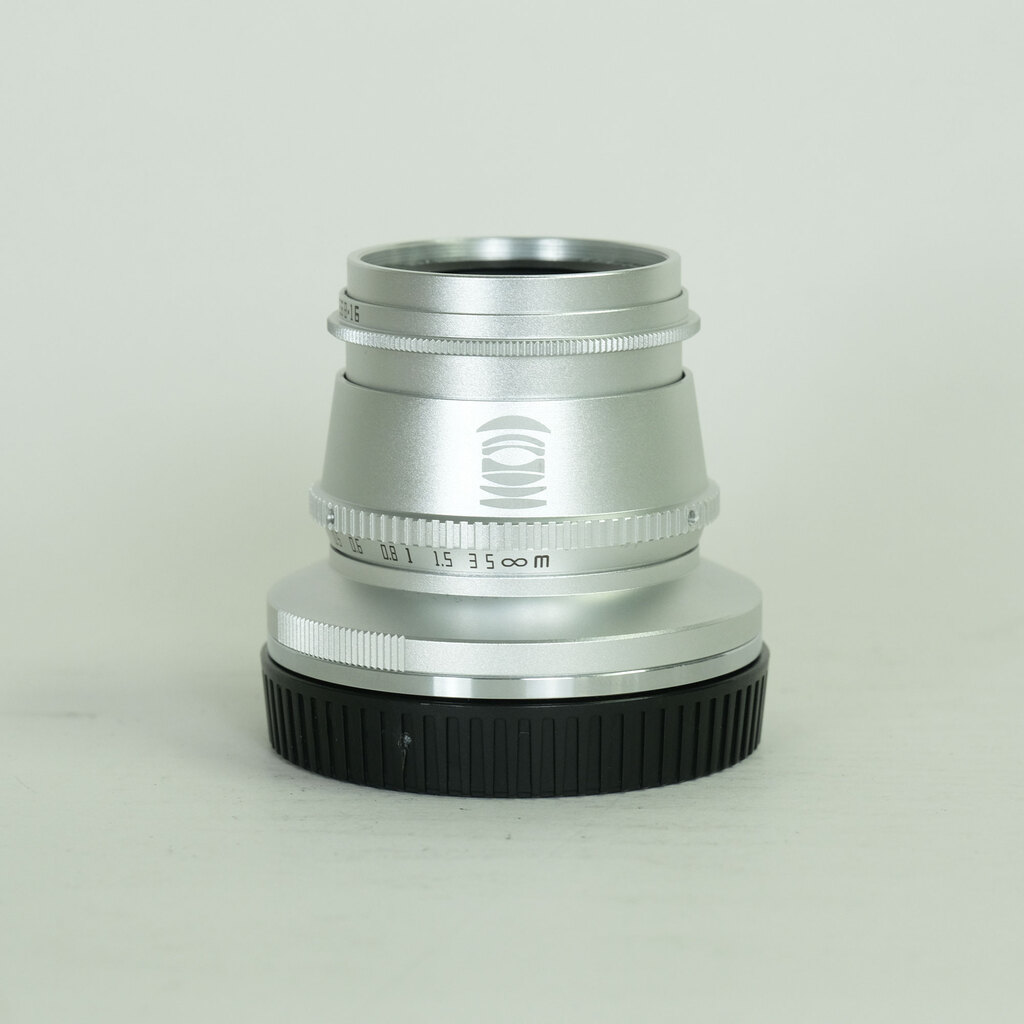 銘匠光学 TTArtisan 35mm F1.4 C (ニコンZ用) シルバー