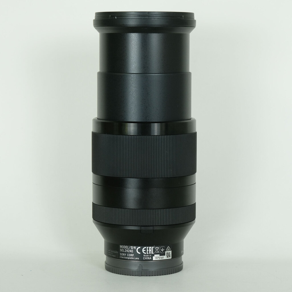 SONY FE 24-240mm F3.5-6.3 OSS SEL24240