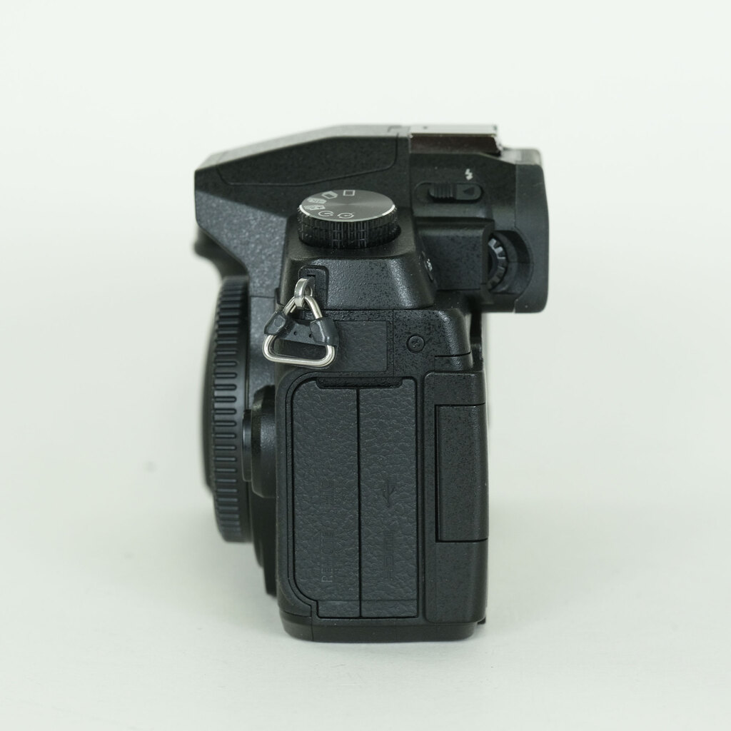 Panasonic LUMIX DMC-G8