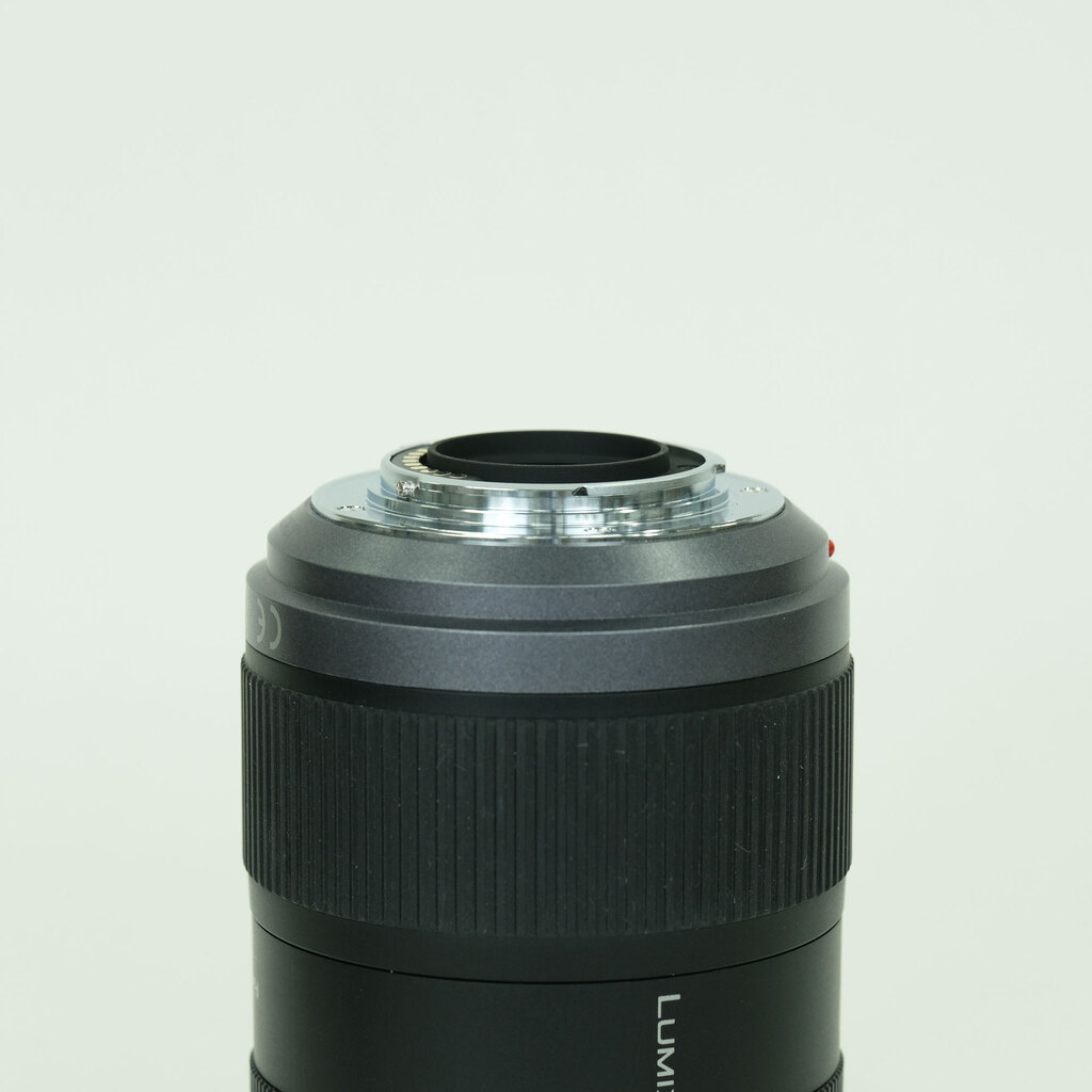 Panasonic LUMIX G VARIO 45-200mm F4.0-F5.6 MEGA O.I.S. H-FS045200 Panasonic LUMIX G VARIO 45-200mm F4.0-F5.6 MEGA O.I.S. H-FS045200