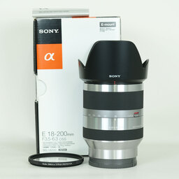SONY E18-200mm F3.5-6.3 OSS SEL18200