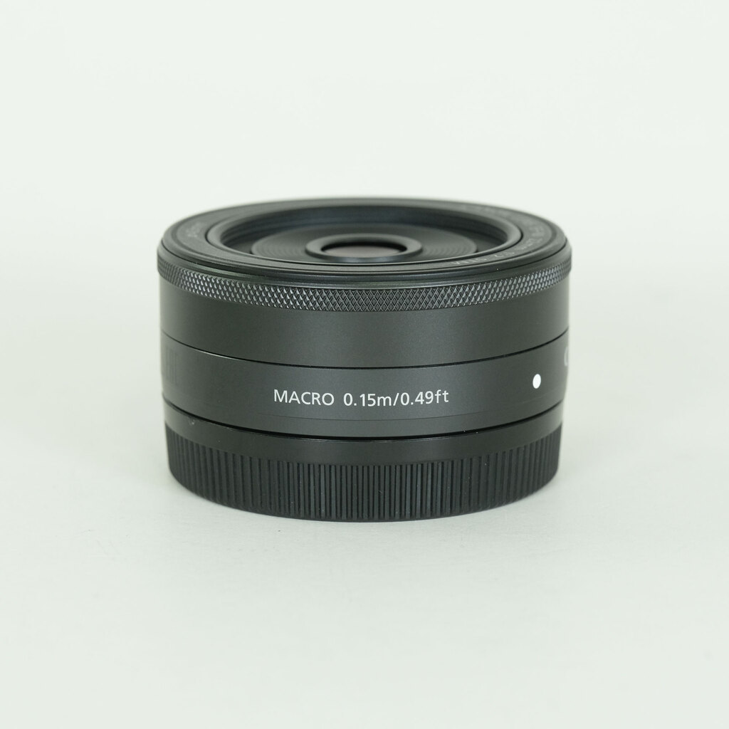 Canon EF-M22mm F2 STM