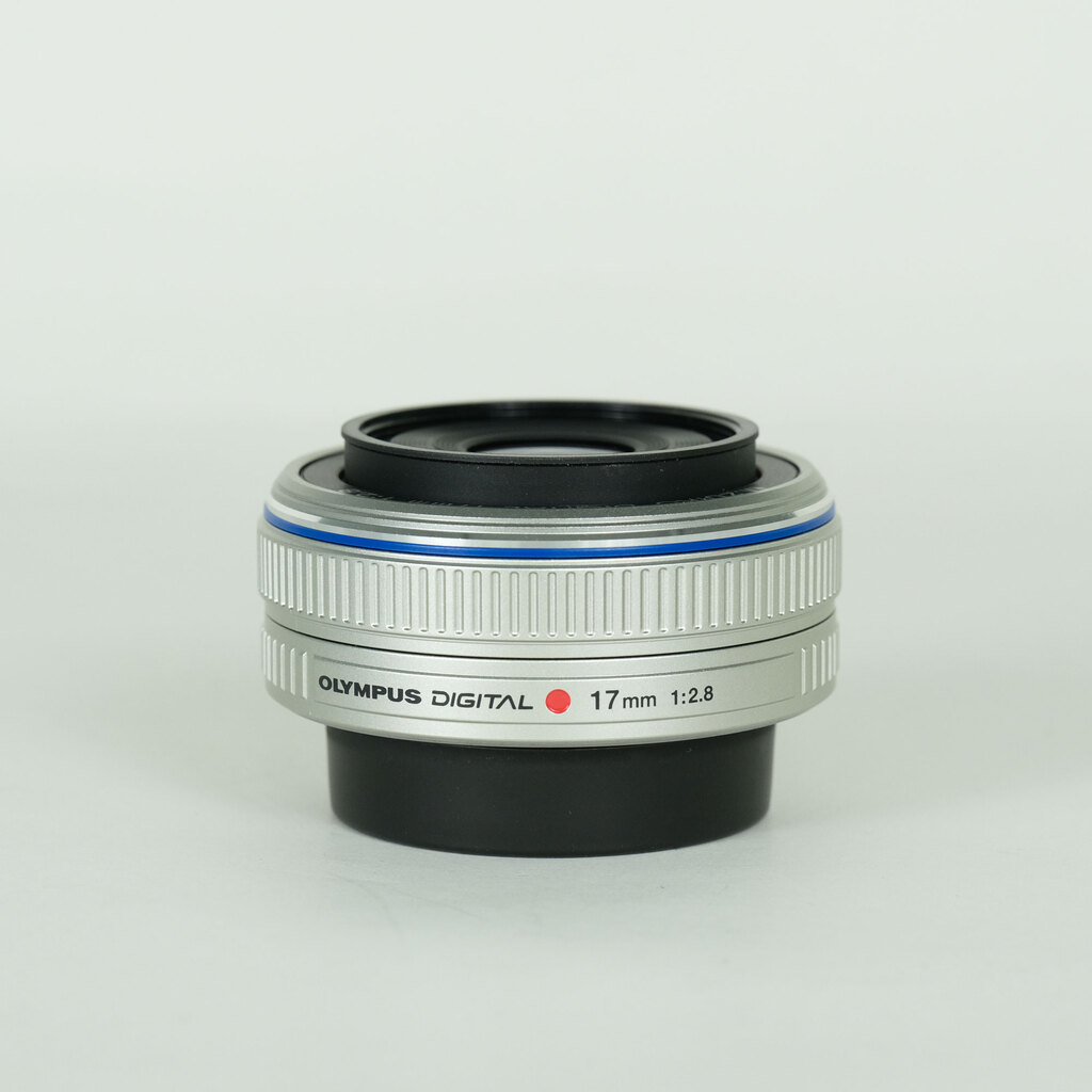 OLYMPUS M.ZUIKO DIGITAL 17mm F2.8 シルバーの出品 | ONE SCENE（ワン