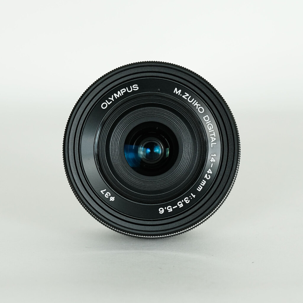 OLYMPUS M.ZUIKO DIGITAL ED 14-42mm F3.5-5.6 EZ ブラック