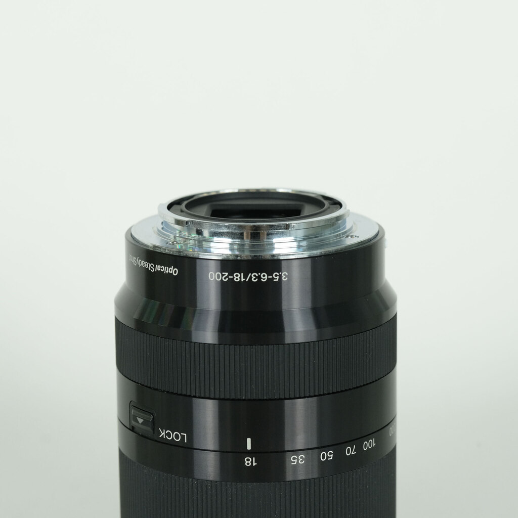 SONY E18-200mm F3.5-6.3 OSS LE SEL18200LE SONY E18-200mm F3.5-6.3 OSS LE SEL18200LE