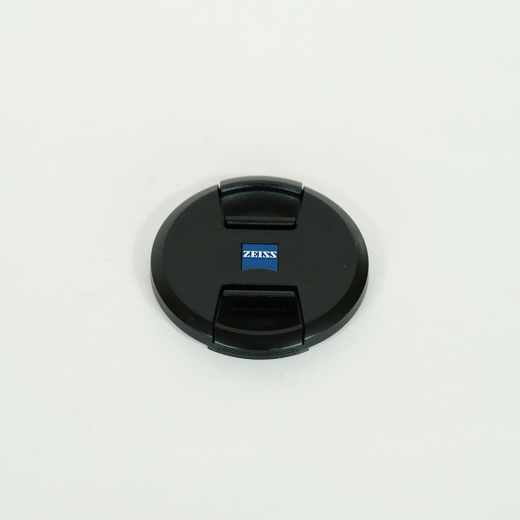 SONY Vario-Sonnar T* 24-70mm F2.8 ZA SSM SAL2470Z