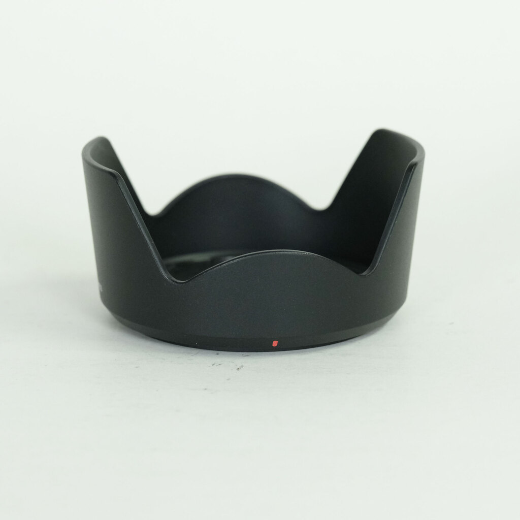 SONY E 18-135mm F3.5-5.6 OSS SEL18135 SONY E 18-135mm F3.5-5.6 OSS SEL18135