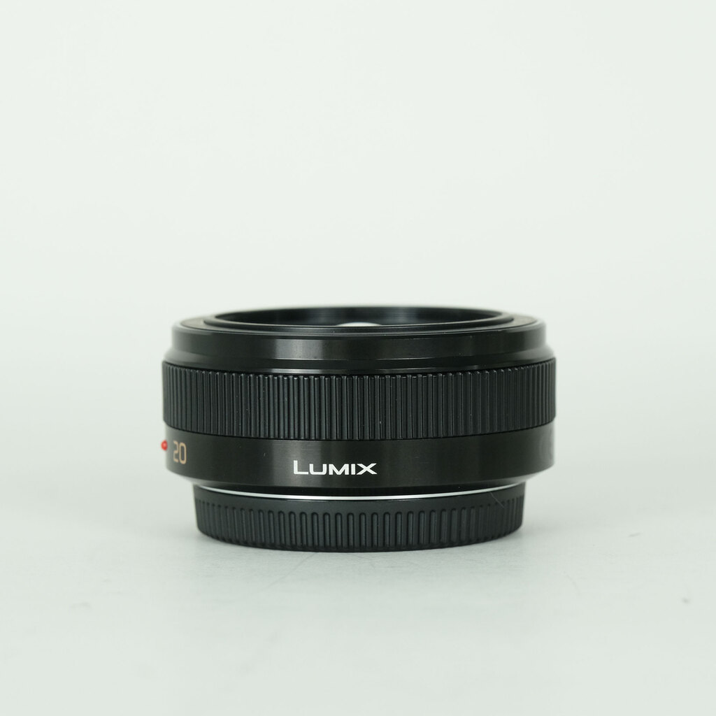 Panasonic LUMIX G 20mm F1.7 II ASPH. Panasonic LUMIX G 20mm F1.7 II ASPH.