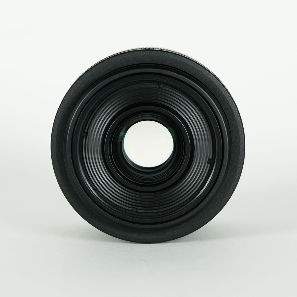 Canon RF35mm F1.8 MACRO IS STM