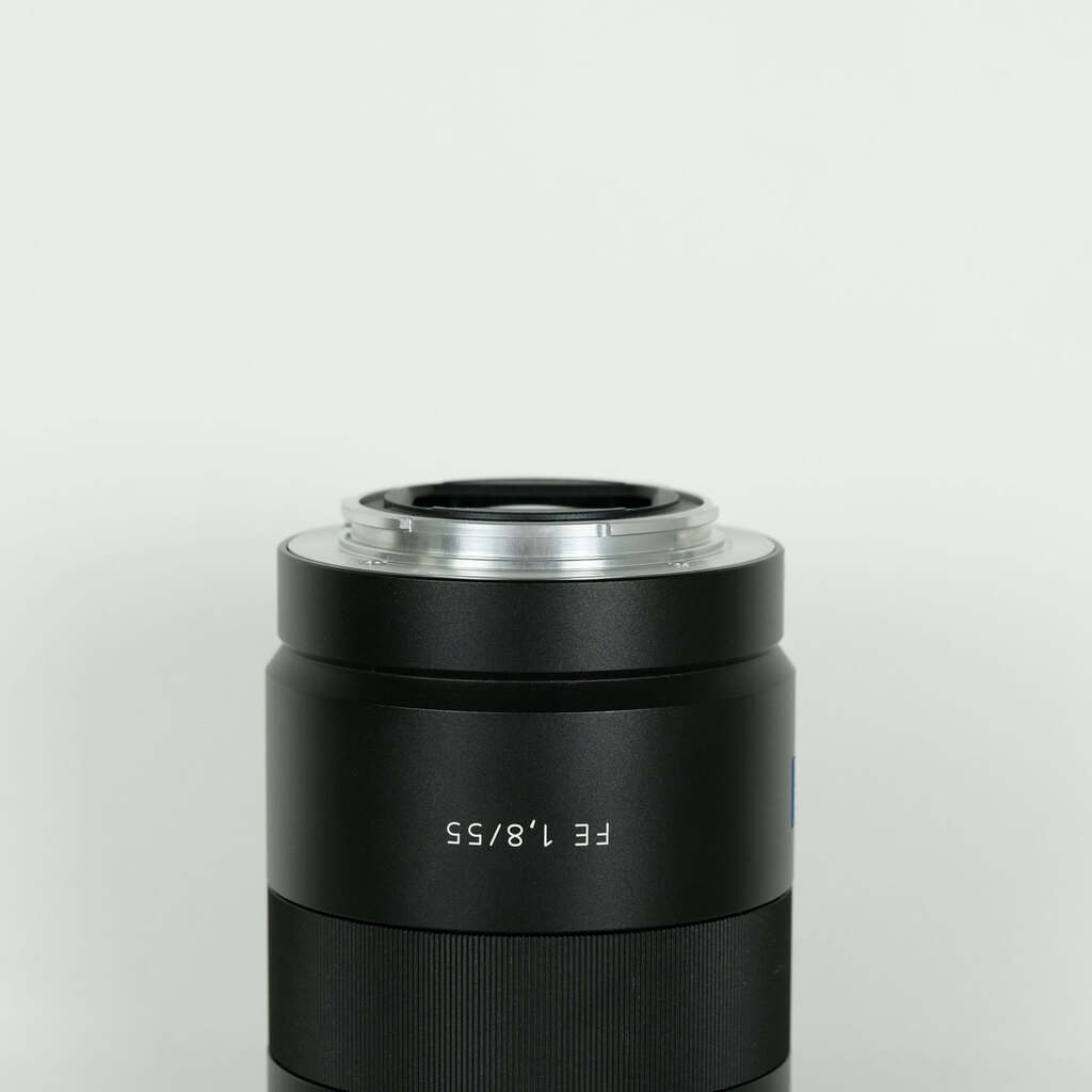 SONY Sonnar T* FE 55mm F1.8 ZA SEL55F18Z SONY Sonnar T* FE 55mm F1.8 ZA SEL55F18Z