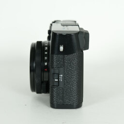 FUJIFILM X100F ブラック FUJIFILM X100F ブラック