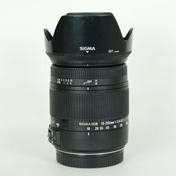 SIGMA 18-250mm F3.5-6.3 DC MACRO OS HSM (キヤノンEF用)