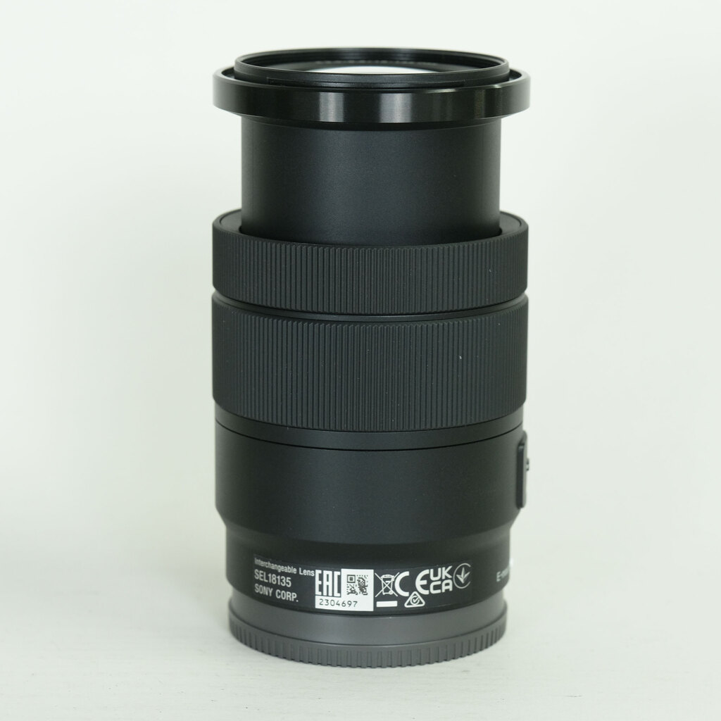 SONY E 18-135mm F3.5-5.6 OSS SEL18135