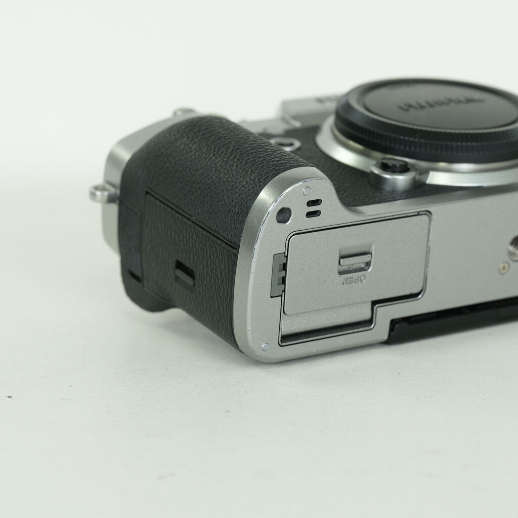 FUJIFILM X-T3 FUJIFILM X-T3