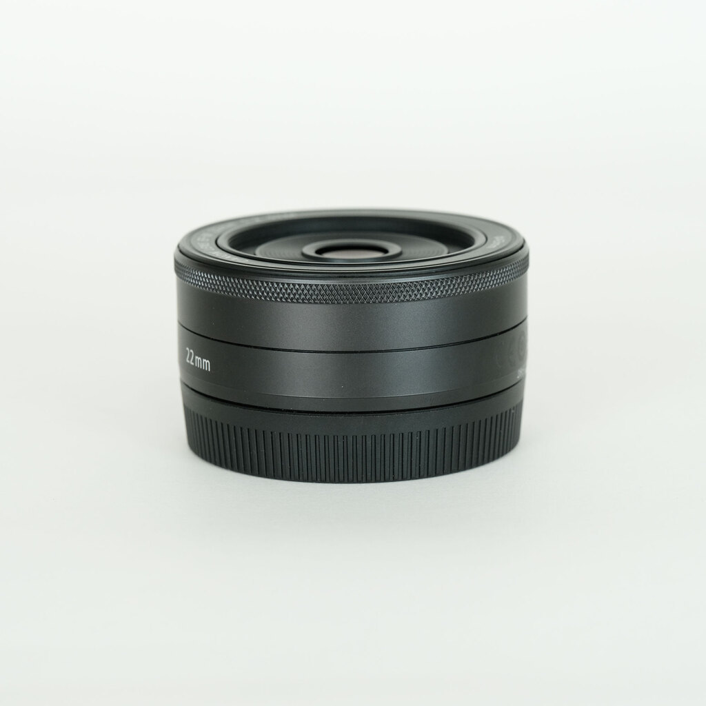Canon EF-M22mm F2 STM