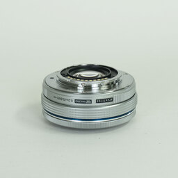 OLYMPUS M.ZUIKO DIGITAL ED 14-42mm F3.5-5.6 シルバー