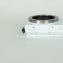 SONY α NEX-3N ボディ ホワイト SONY α NEX-3N ボディ ホワイト