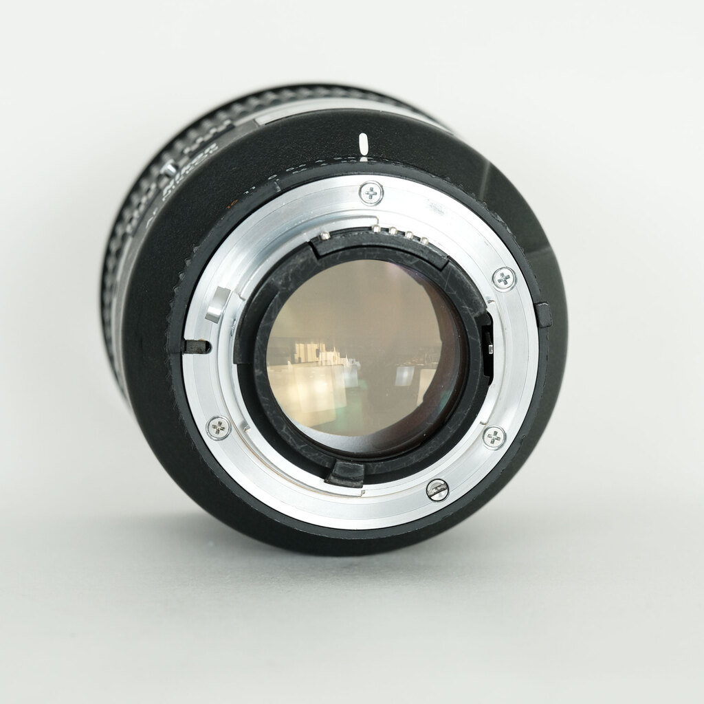 Nikon Ai AF Nikkor 85mm F1.4D IF