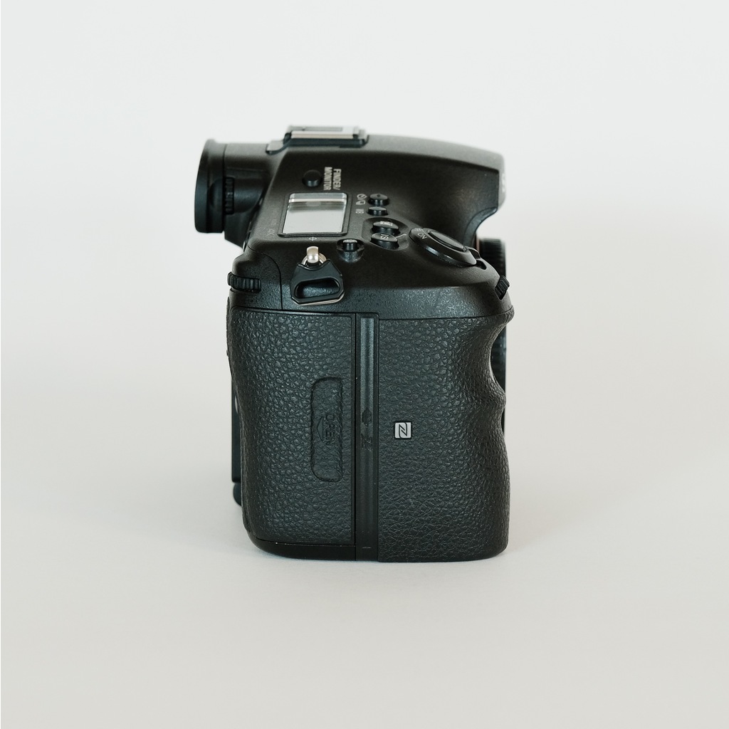 SONY α99II（ILCA-99M2）