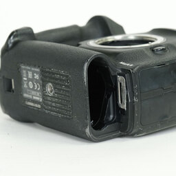 Canon EOS-1D X Mark II