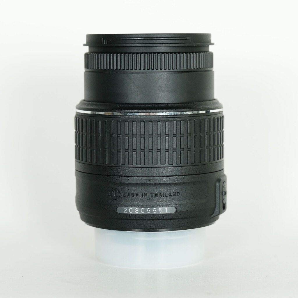 Nikon AF-S DX NIKKOR 18-55mm f3.5-5.6G VR II
