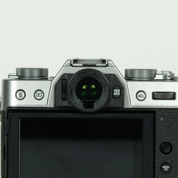 FUJIFILM X-T30