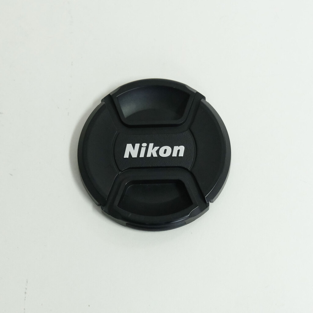 Nikon AF-S DX NIKKOR 18-300mm f/3.5-6.3G ED VR