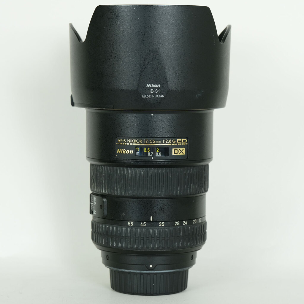 Nikon AF-S DX Zoom-Nikkor 17-55mm f/2.8G IF-ED