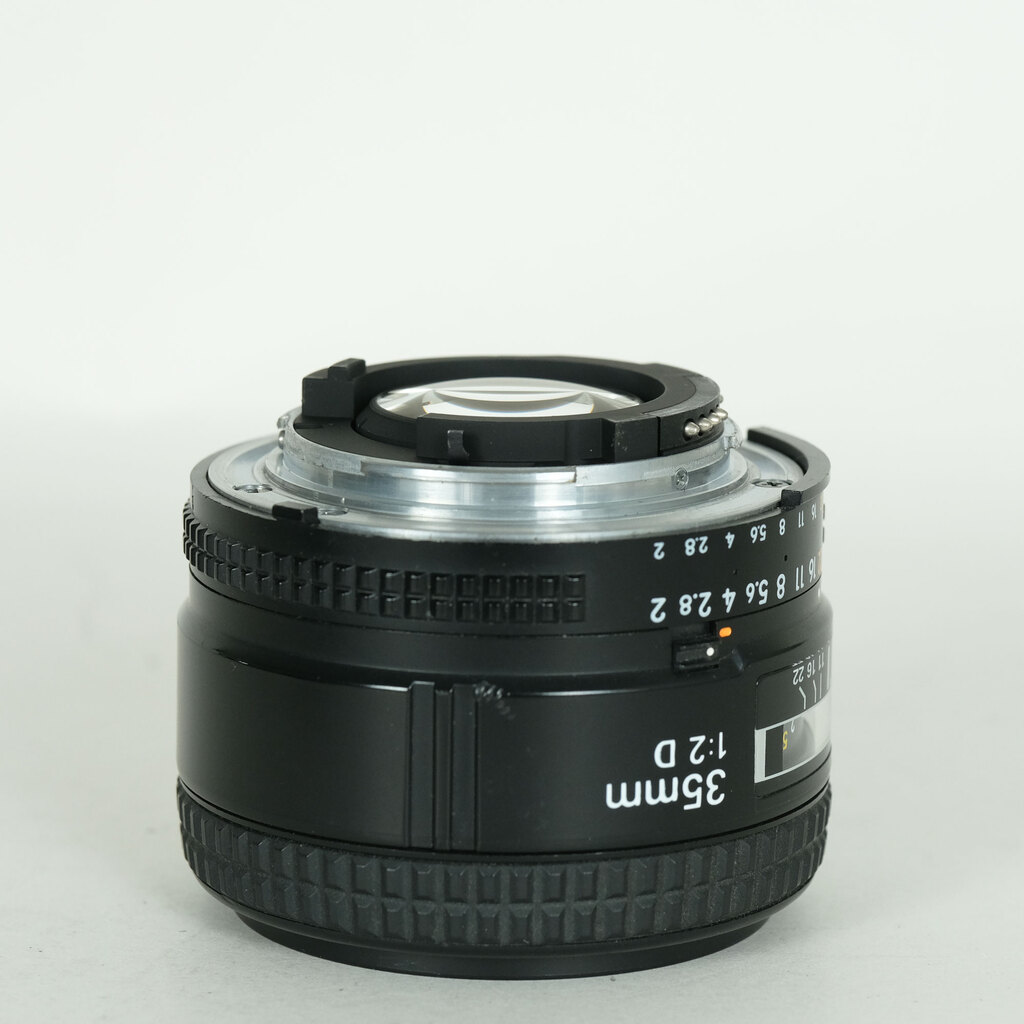 Nikon Ai AF Nikkor 35mm F2D