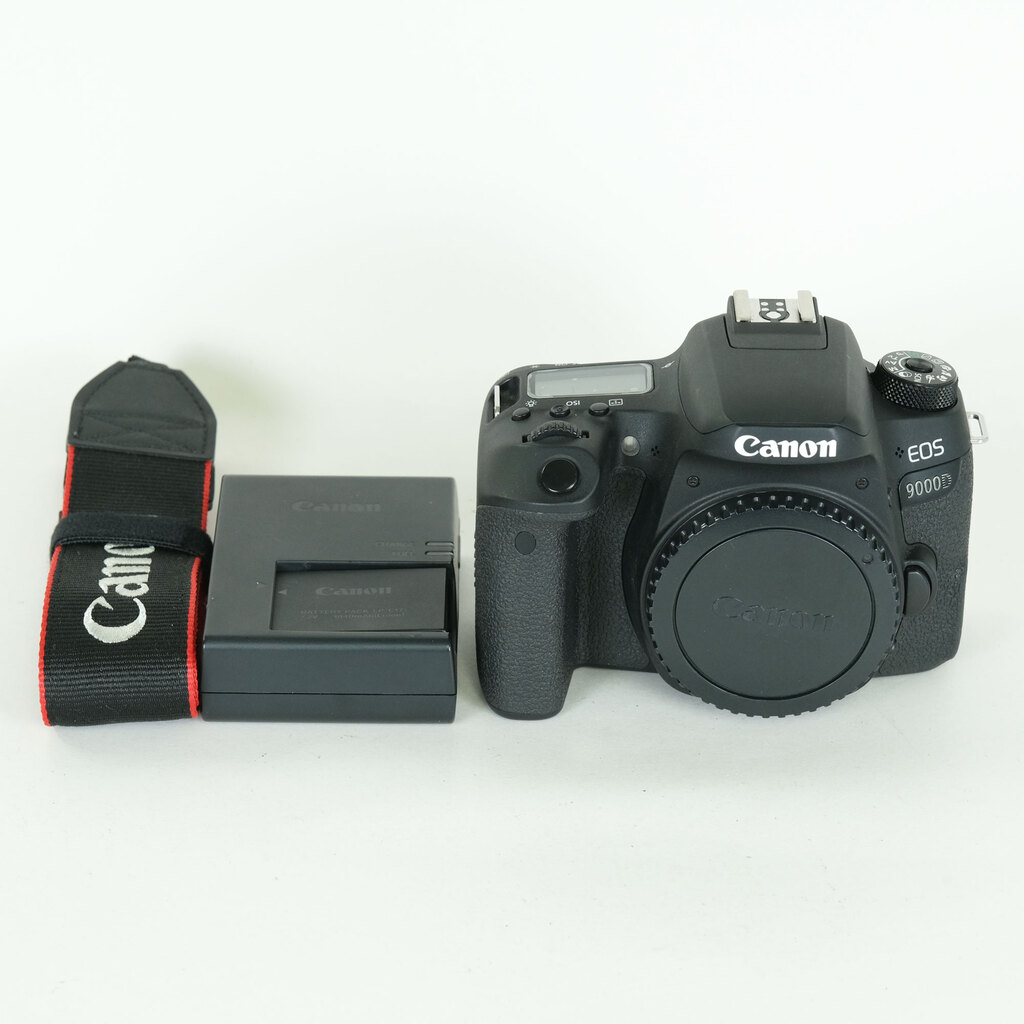 Canon EOS 9000D