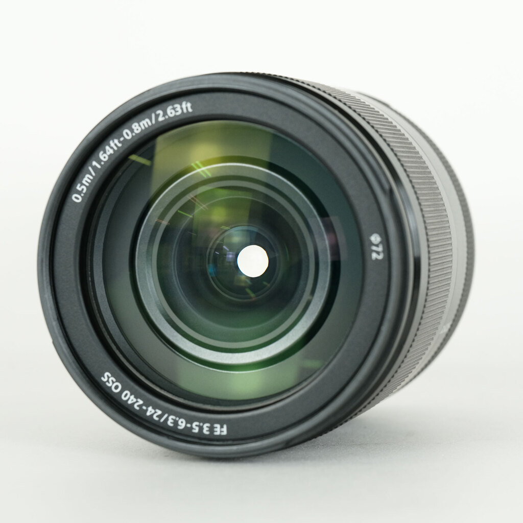 SONY FE 24-240mm F3.5-6.3 OSS SEL24240
