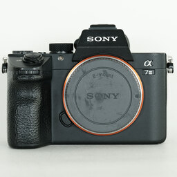 SONY α7 III（ILCE-7M3）