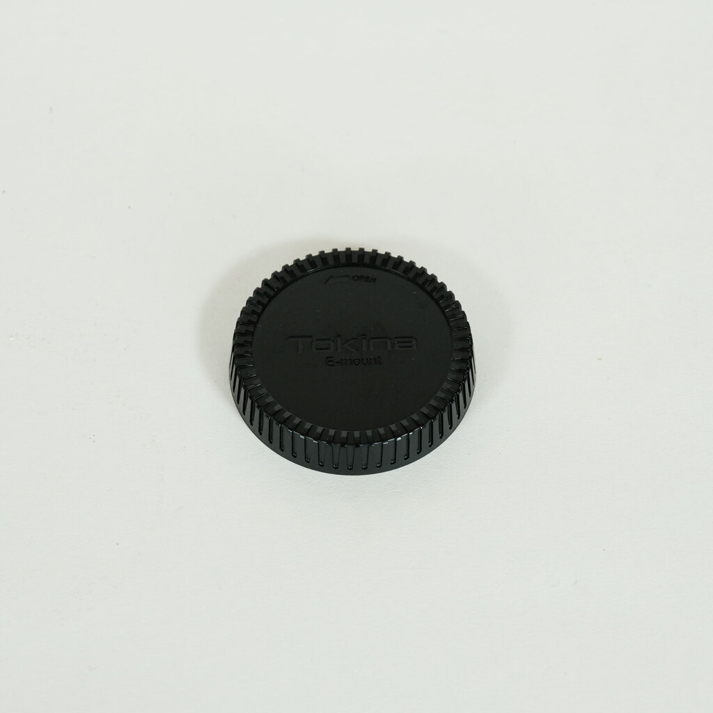 TOKINA atx-m 85mm F1.8 FE