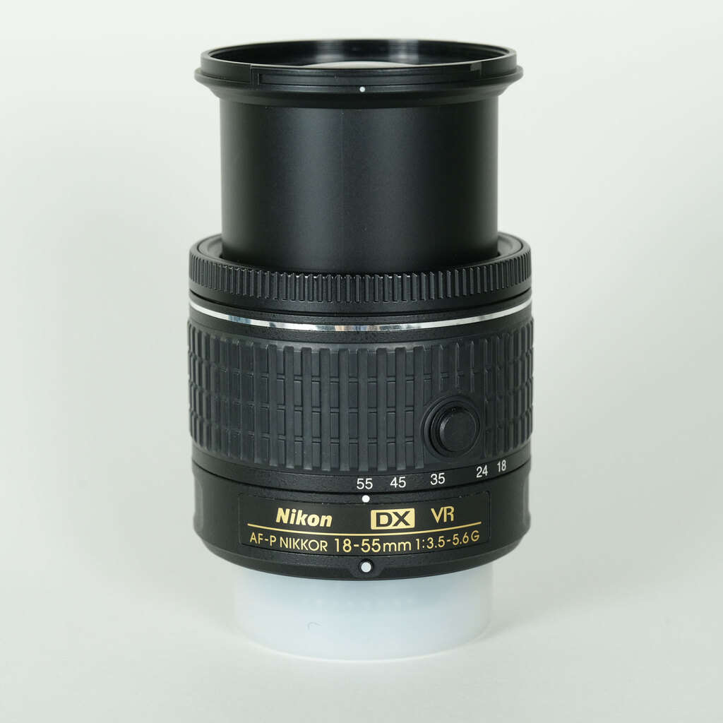 Nikon AF-P DX NIKKOR 18-55mm F3.5-5.6G VR Nikon AF-P DX NIKKOR 18-55mm F3.5-5.6G VR