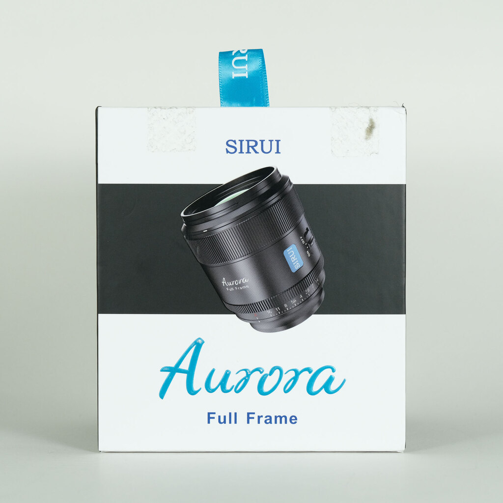 SIRUI AURORA 85mm F1.4 [ソニーE用]の出品 | ONE SCENE（ワンシーン）