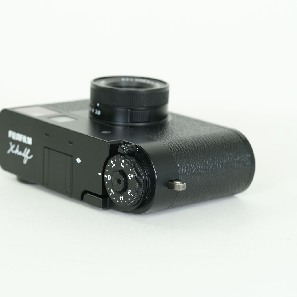 FUJIFILM X half X-HF1 FUJIFILM X half X-HF1