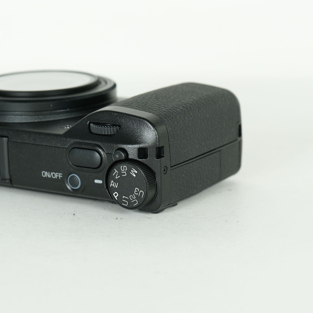 RICOH GR IV RICOH GR IV