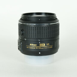 Nikon AF-S DX NIKKOR 18-55mm f3.5-5.6G VR II