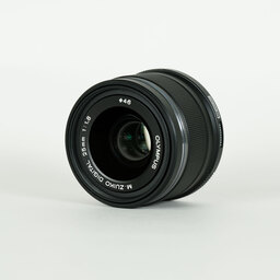 OLYMPUS M.ZUIKO DIGITAL 25mm F1.8