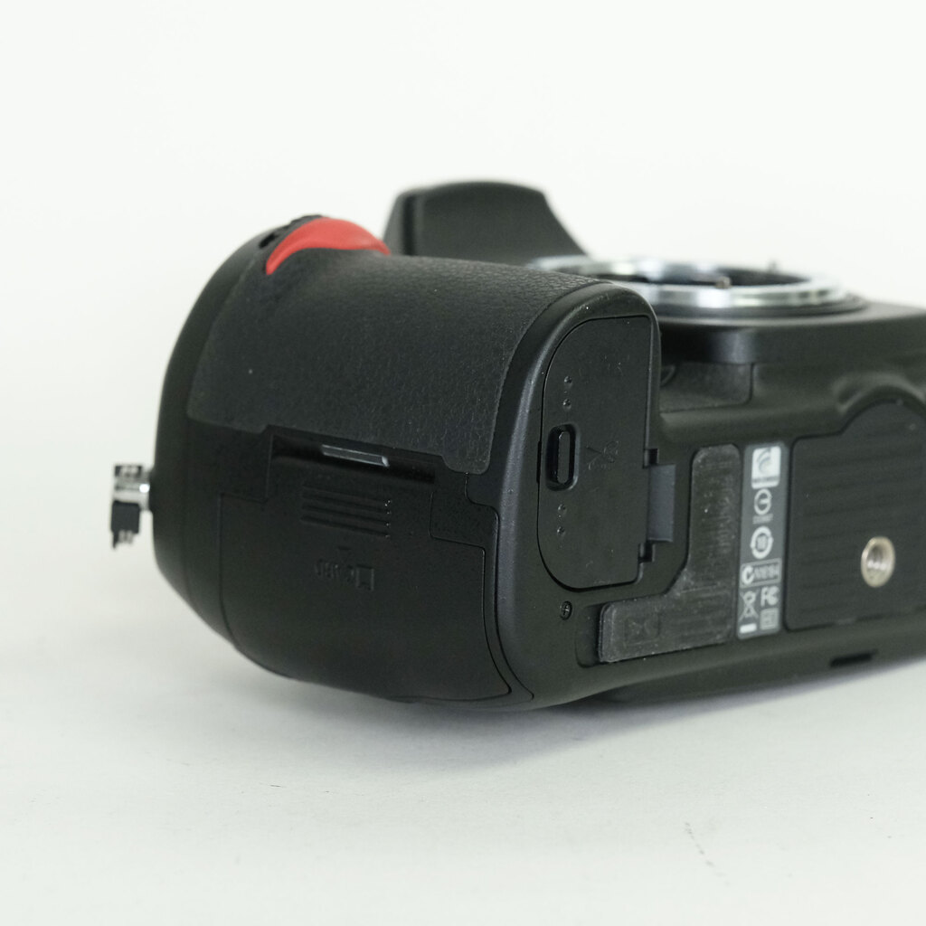 Nikon D300S ボディ