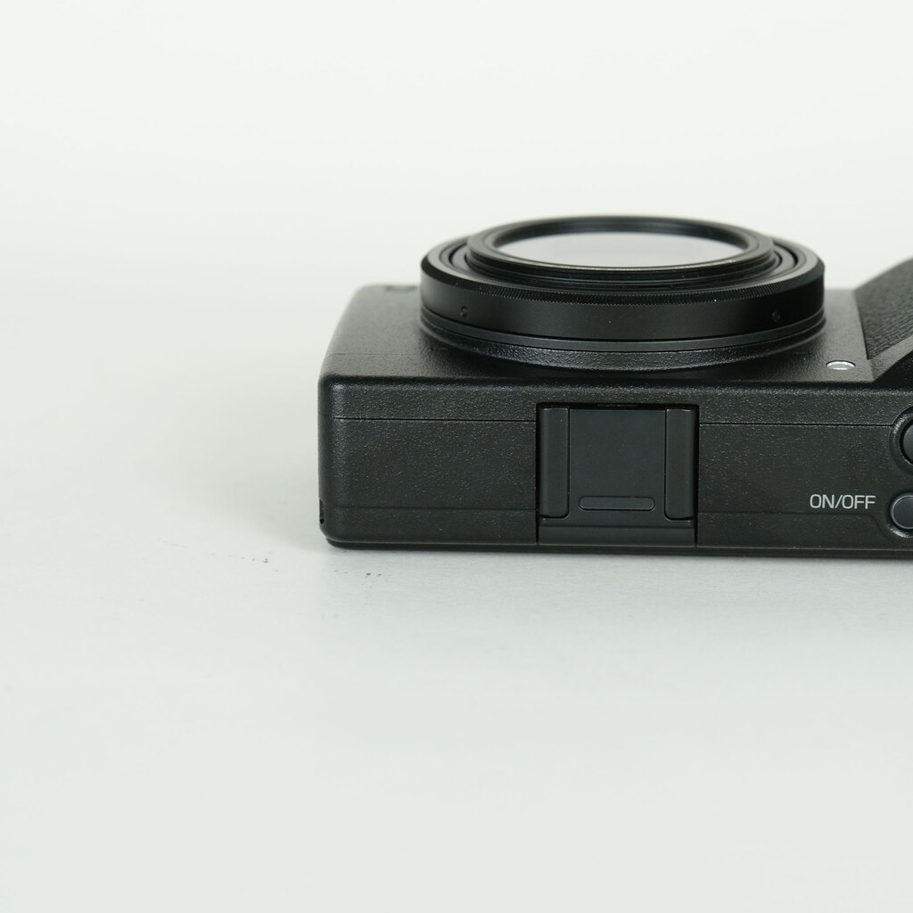 RICOH GR IIIx RICOH GR IIIx