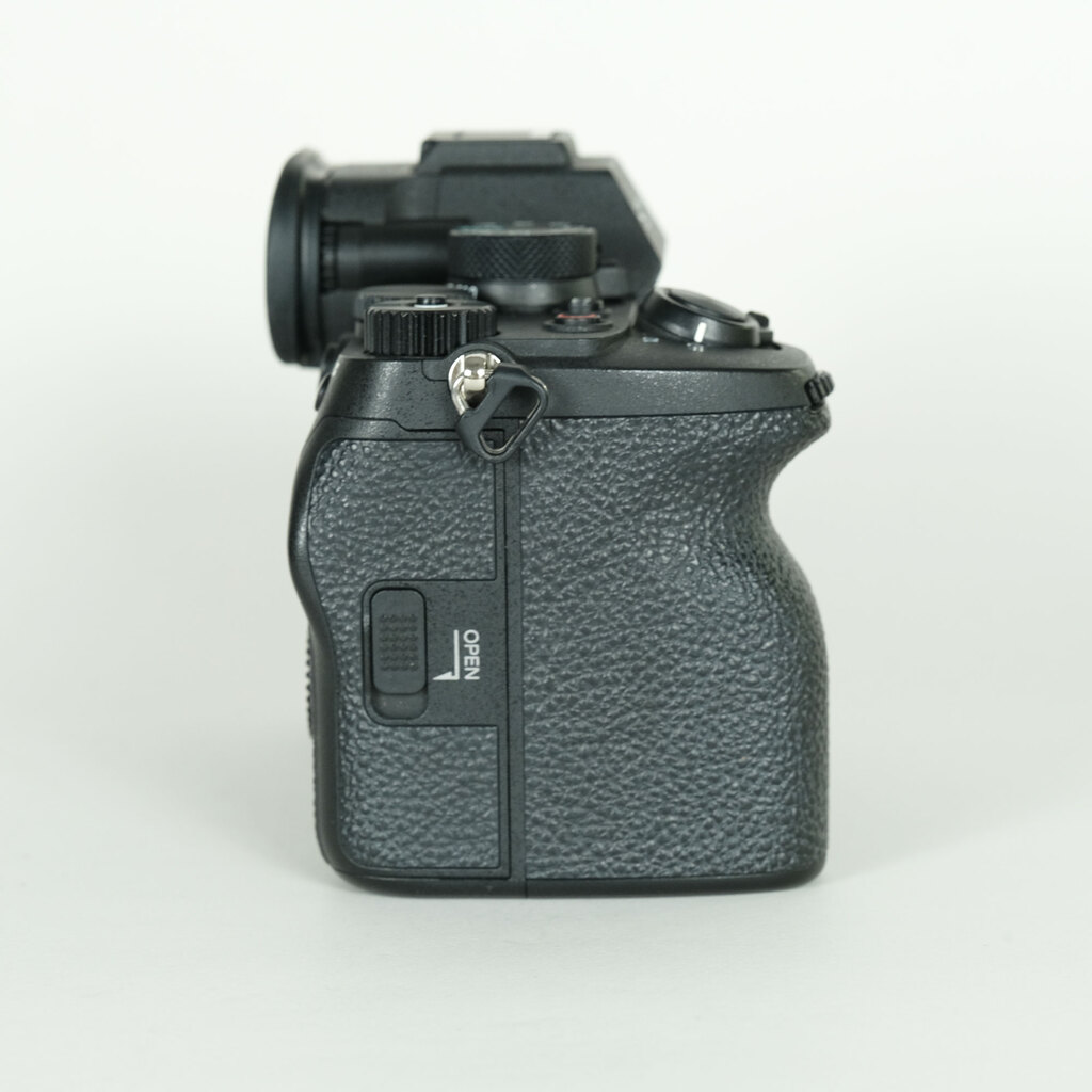 SONY α7 IV(ILCE-7M4) SONY α7 IV(ILCE-7M4)