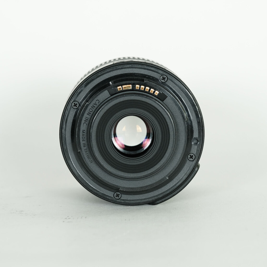 Canon EF-S18-55mm F3.5-5.6 IS II